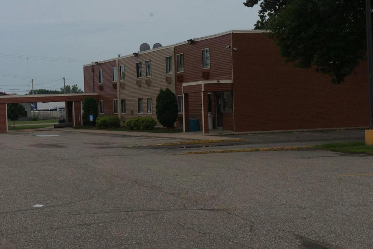 Econo Lodge Waite Park 외부 사진