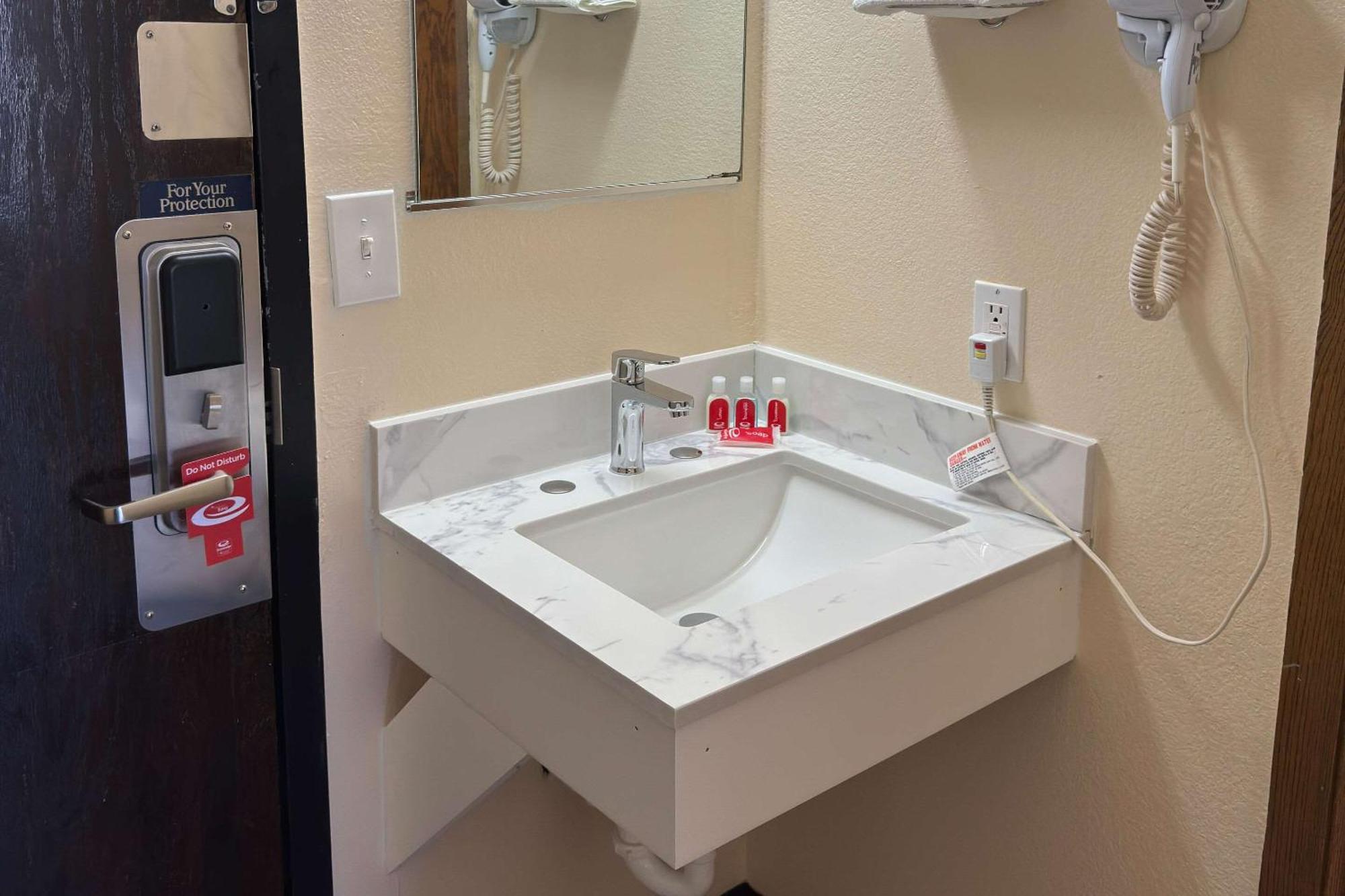 Econo Lodge Waite Park 외부 사진