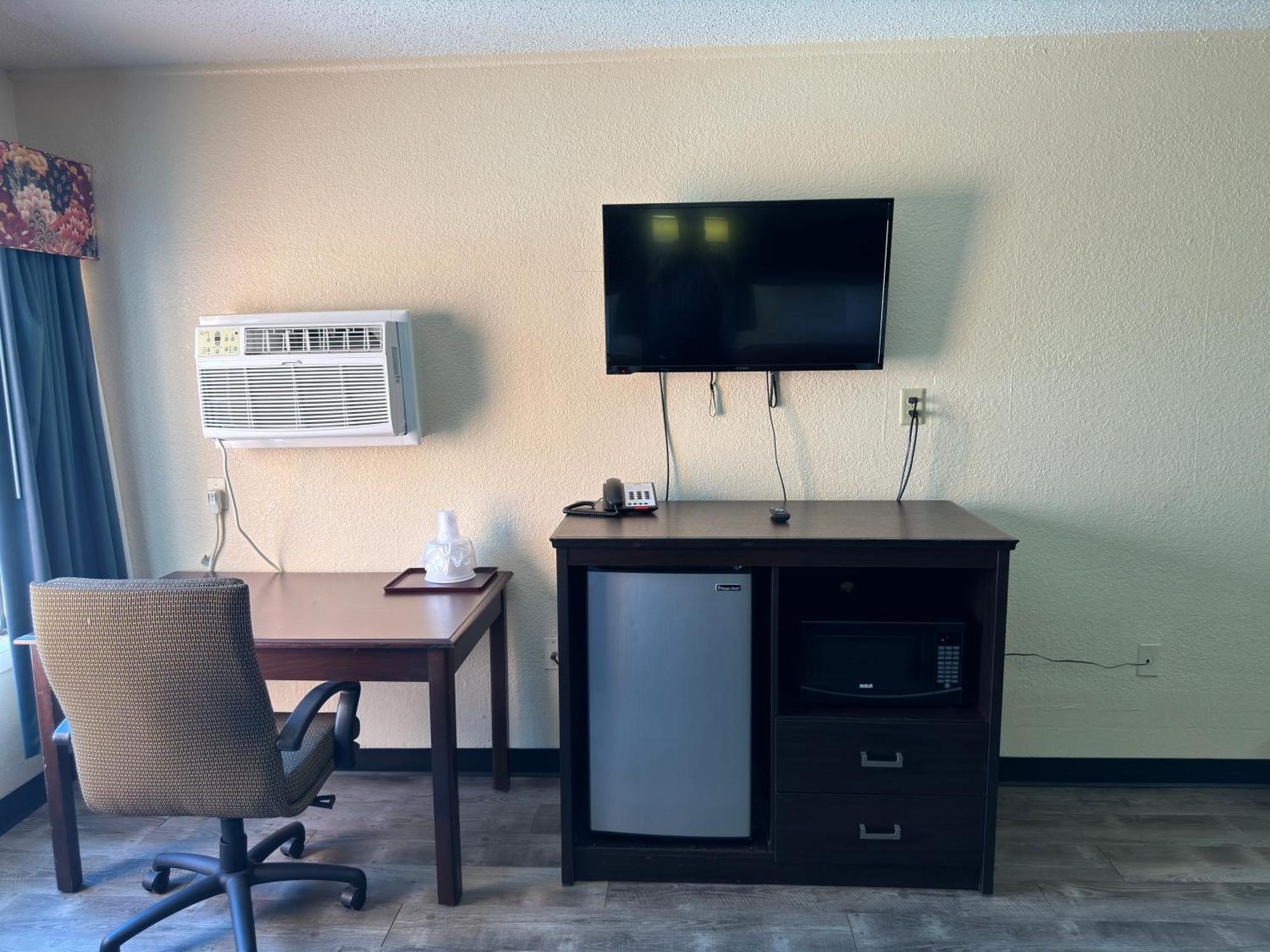 Econo Lodge Waite Park 외부 사진
