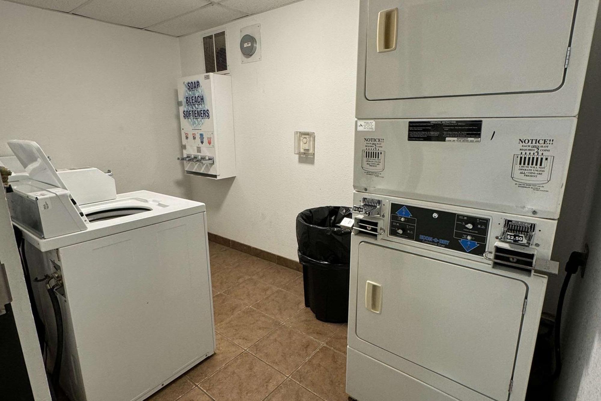 Econo Lodge Waite Park 외부 사진