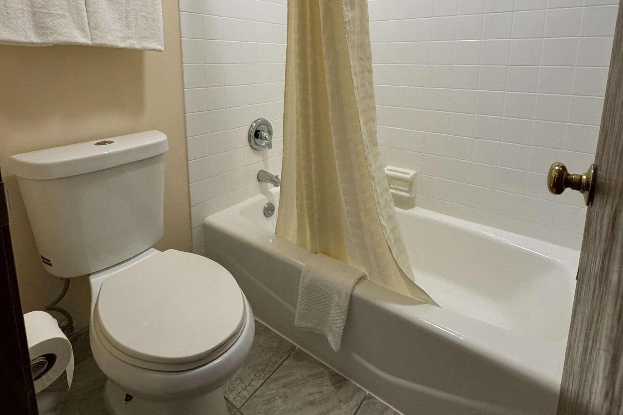 Econo Lodge Waite Park 외부 사진
