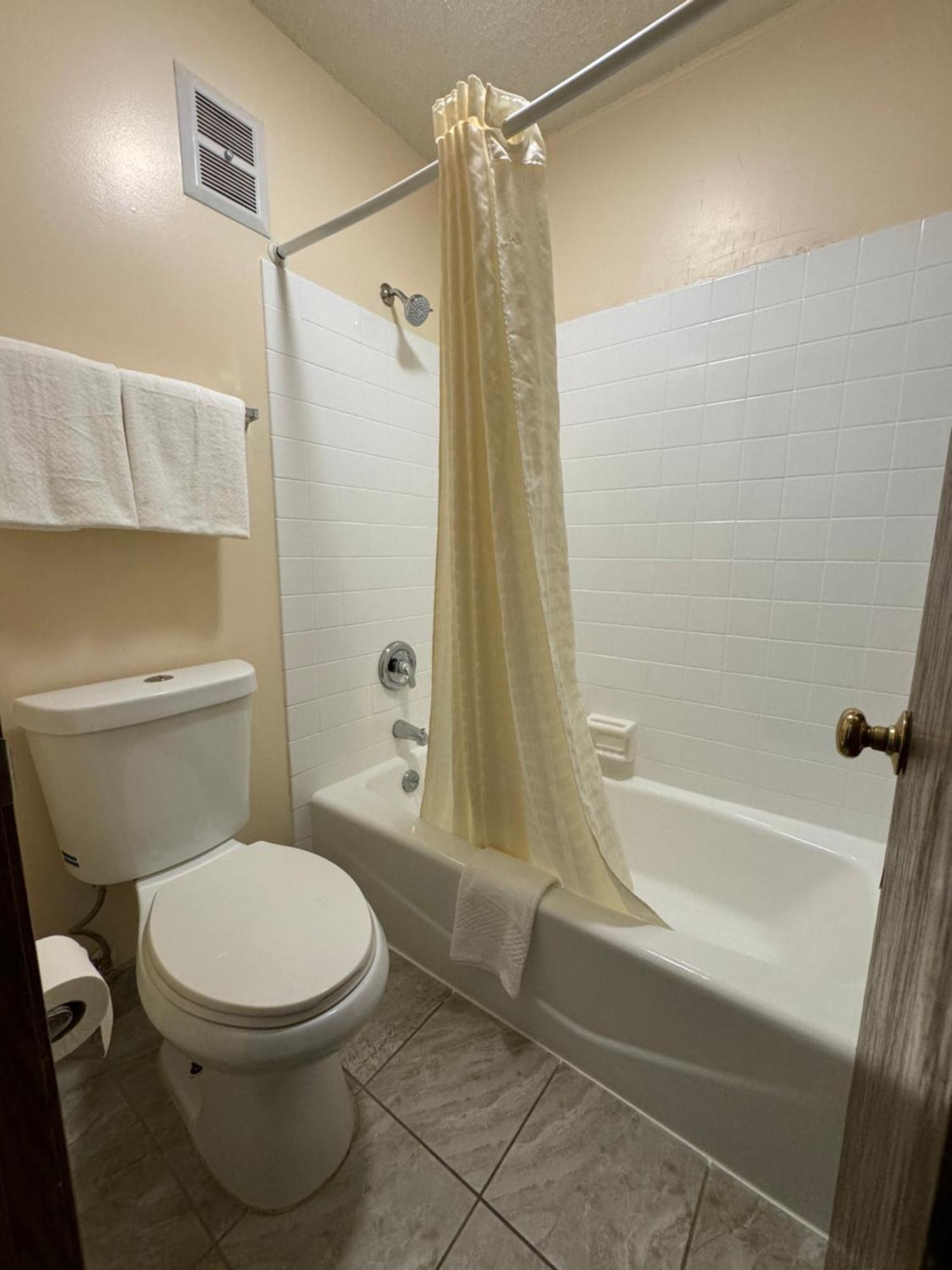 Econo Lodge Waite Park 외부 사진