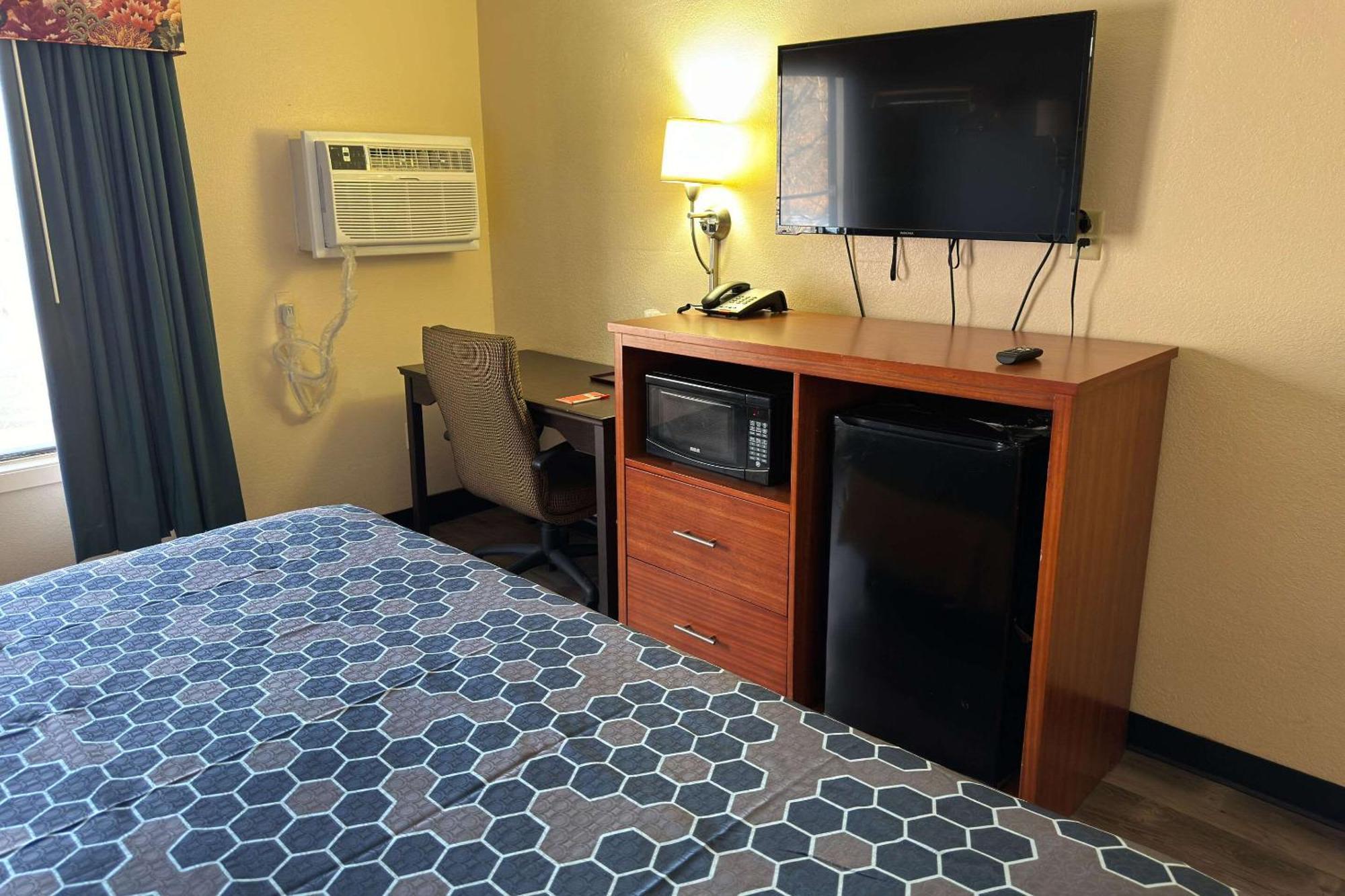 Econo Lodge Waite Park 외부 사진